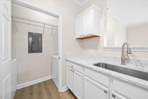 45 Sycamore Avenue Charleston SC 29407