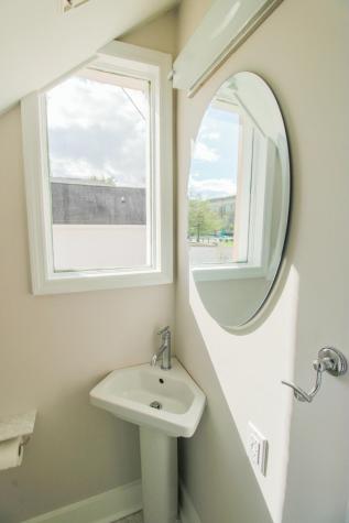 25 Ashley Avenue Charleston SC 29401
