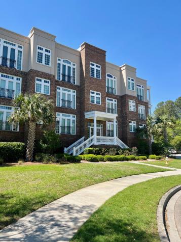 144 Fairbanks Oak Alley Daniel Island SC 29492