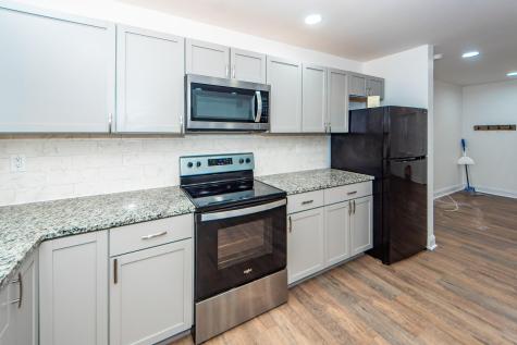 6933 Raymond Avenue North Charleston SC 29406