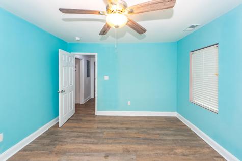 6933 Raymond Avenue North Charleston SC 29406