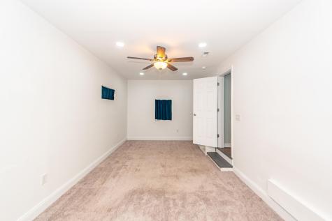 6933 Raymond Avenue North Charleston SC 29406