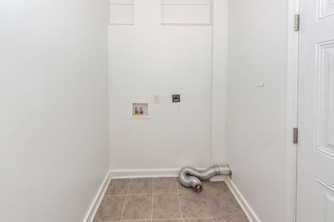 6933 Raymond Avenue North Charleston SC 29406
