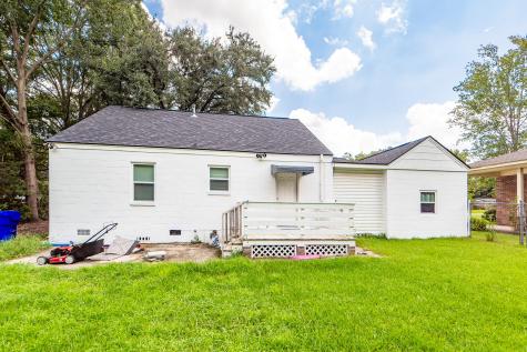 6933 Raymond Avenue North Charleston SC 29406