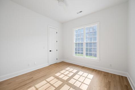 609 Daggett Street Charleston SC 29492