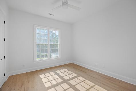 609 Daggett Street Charleston SC 29492
