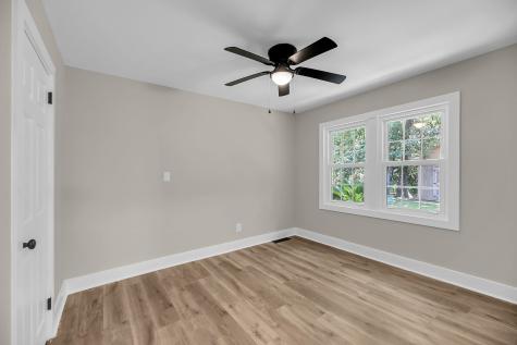 1129 Quail Drive Charleston SC 29412