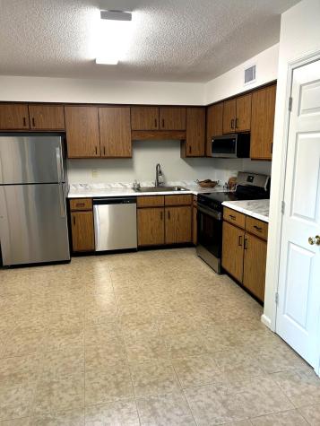 2422 Woodstock Avenue North Charleston SC 29406