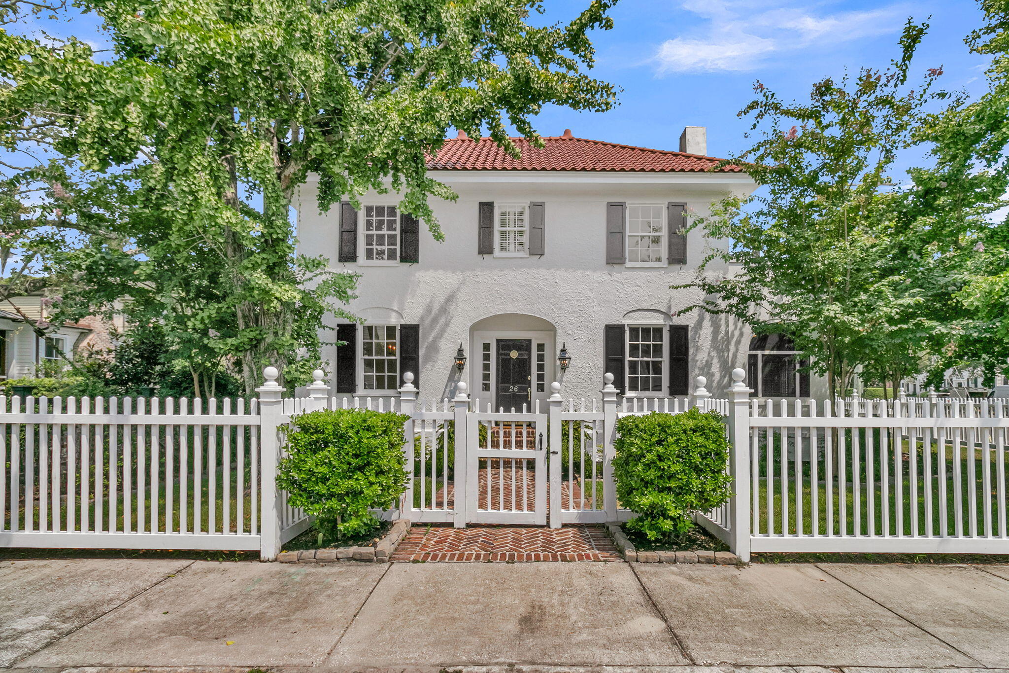 26 Limehouse Street Charleston SC 29401