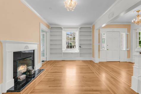 26 Limehouse Street Charleston SC 29401