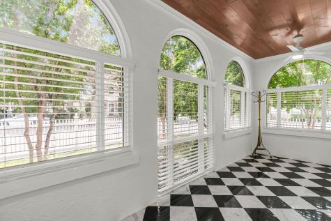26 Limehouse Street Charleston SC 29401