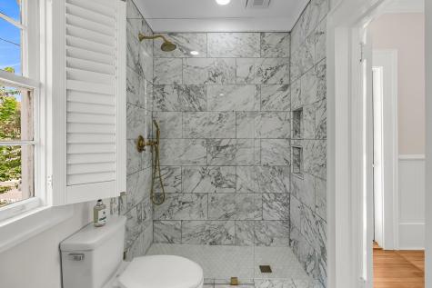 26 Limehouse Street Charleston SC 29401