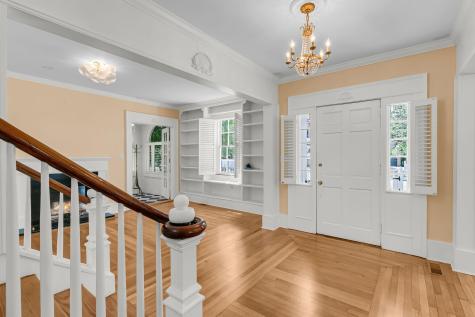26 Limehouse Street Charleston SC 29401