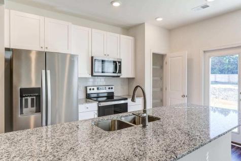 5682 Sablewood Street North Charleston SC 29406