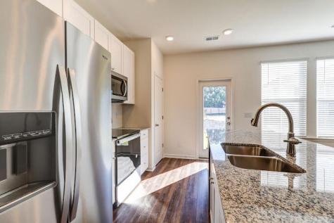 5682 Sablewood Street North Charleston SC 29406