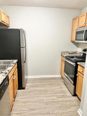 5110 Scarsdale Avenue North Charleston SC 29418