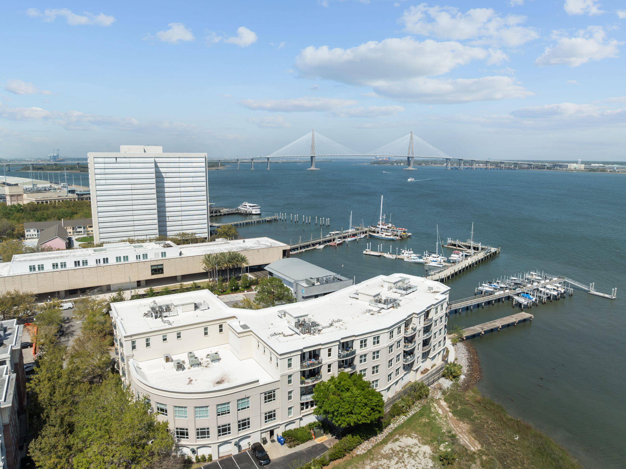 2 Wharfside Street Charleston SC 29401
