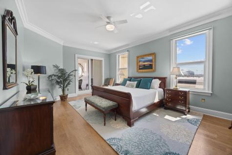 2 Wharfside Street Charleston SC 29401