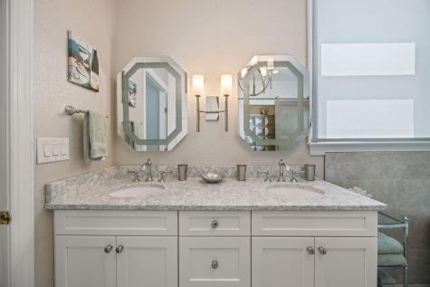 2 Wharfside Street Charleston SC 29401