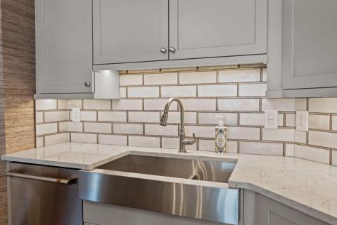 2 Wharfside Street Charleston SC 29401