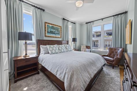 2 Wharfside Street Charleston SC 29401