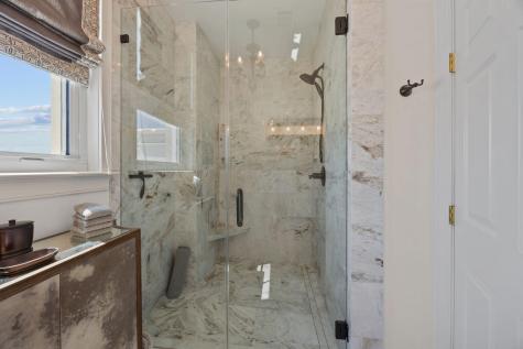 2 Wharfside Street Charleston SC 29401