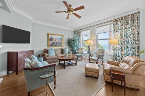 2 Wharfside Street Charleston SC 29401