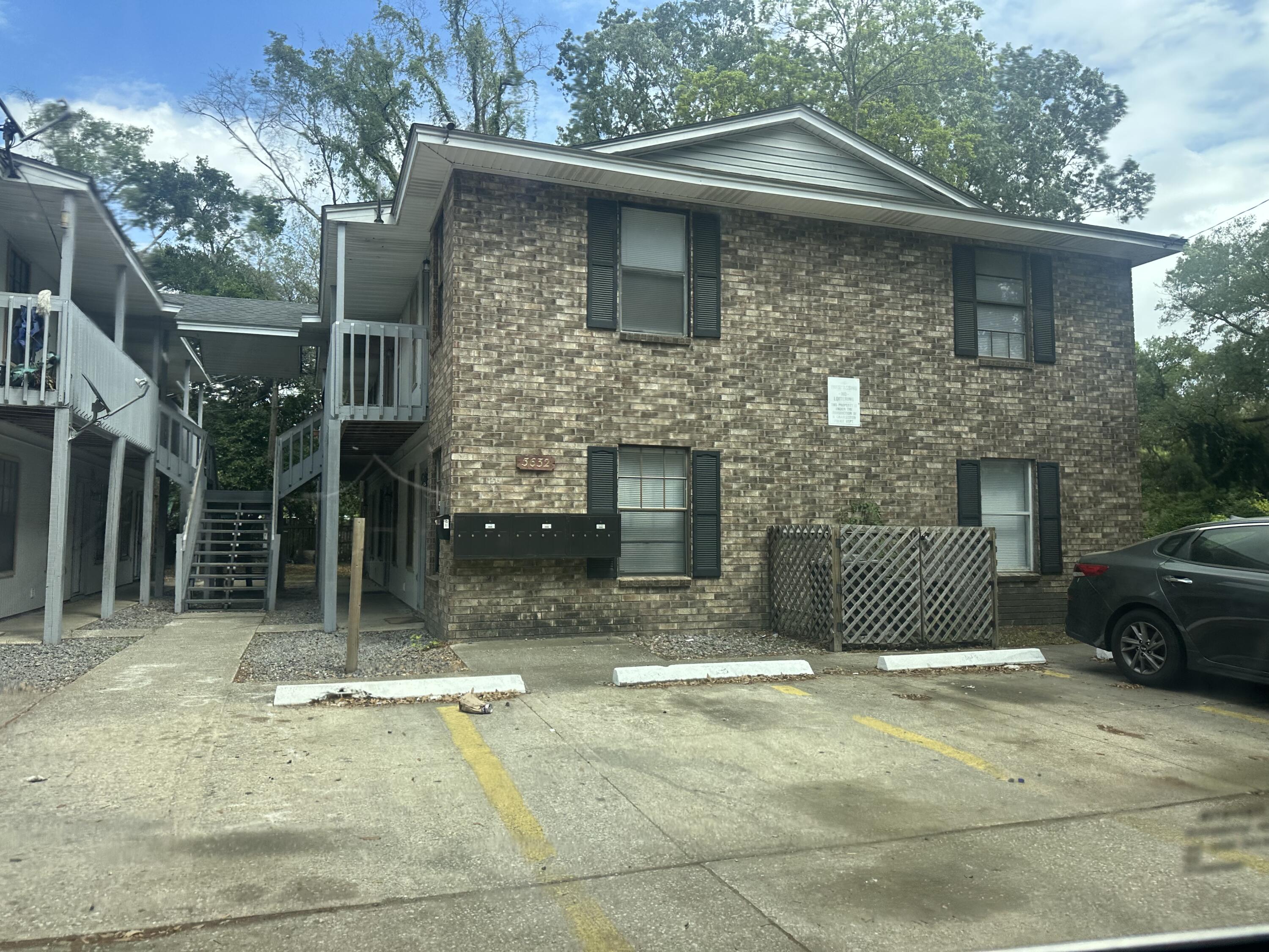 5632 Dobson Street North Charleston SC 29406