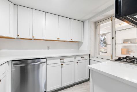 128 Wentworth Street Charleston SC 29401