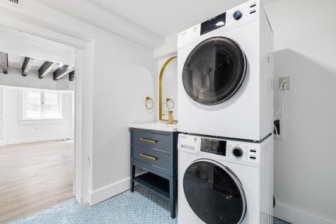 128 Wentworth Street Charleston SC 29401