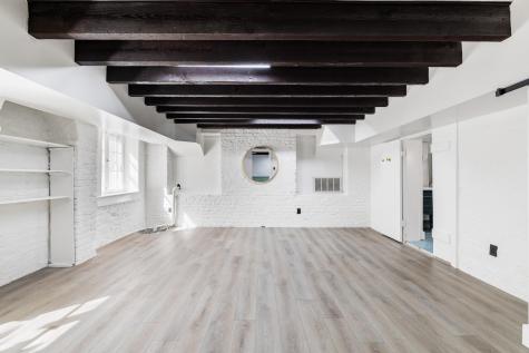 128 Wentworth Street Charleston SC 29401