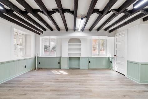 128 Wentworth Street Charleston SC 29401