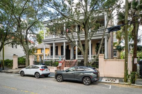 128 Wentworth Street Charleston SC 29401