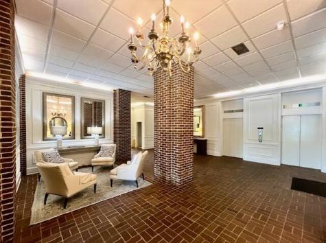 14 Lockwood Drive Charleston SC 29401