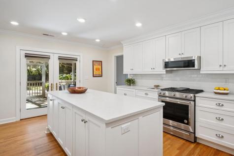 933 S Shem Drive Mount Pleasant SC 29464