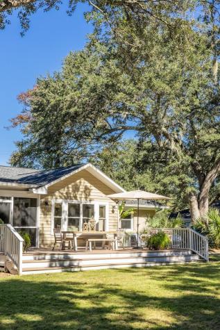 933 S Shem Drive Mount Pleasant SC 29464