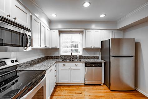2 Poulnot Lane Charleston SC 29401