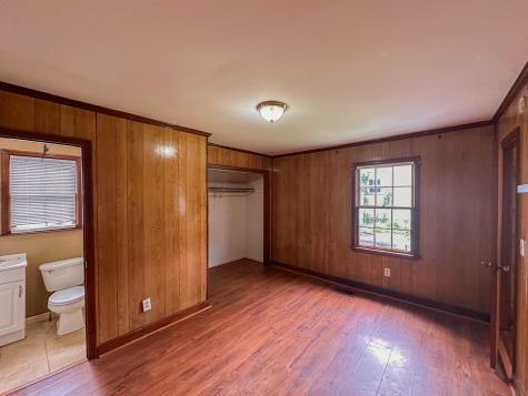 211 W Poplar Street Charleston SC 29403