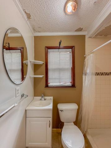211 W Poplar Street Charleston SC 29403