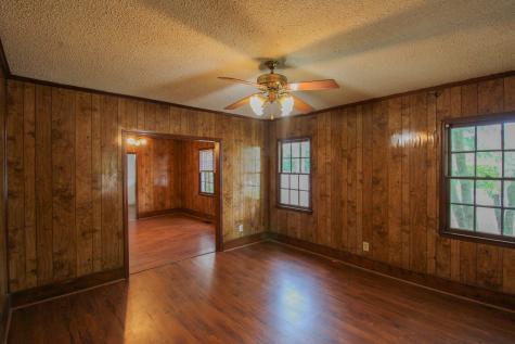 211 W Poplar Street Charleston SC 29403
