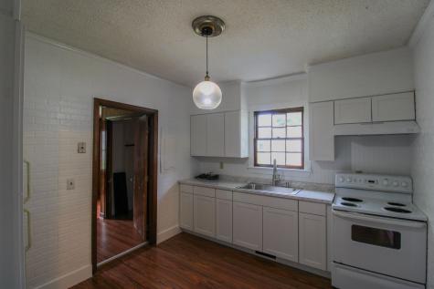 211 W Poplar Street Charleston SC 29403