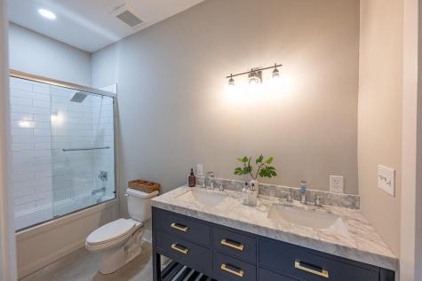 70 Carolina Street Charleston SC 29403