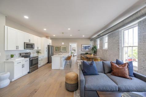 70 Carolina Street Charleston SC 29403