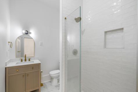 128 Wentworth Charleston SC 29401