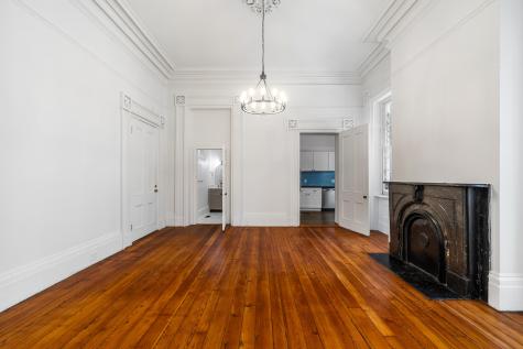 128 Wentworth Charleston SC 29401