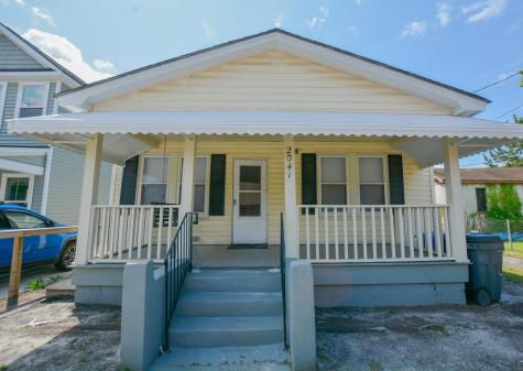 2041 Groveland Avenue Charleston SC 29405