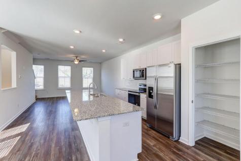 5682 Sablewood Street North Charleston SC 29406