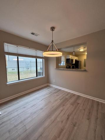 8483 Yadkin Circle North Charleston SC 29406