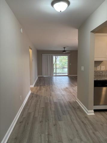 8483 Yadkin Circle North Charleston SC 29406