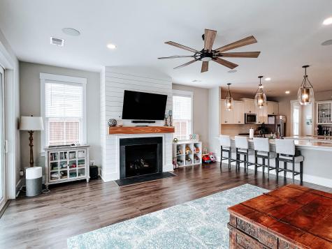 393 Oak Park Street Summerville SC 29483